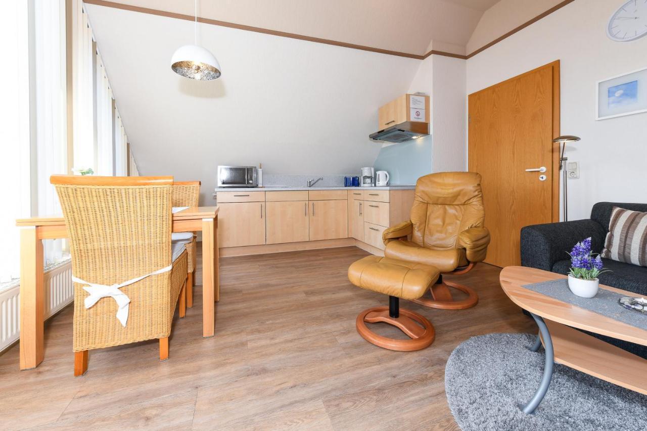 Ferienwohnungen Haus Sternenlicht Esens Zewnętrze zdjęcie